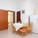 아파트 Family-friendly With Swimming Pool Razanj, - 17867 *