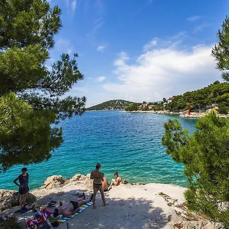 Family-friendly With Swimming Pool Razanj, - 17867 Rogoznica (Sibenik-Knin)