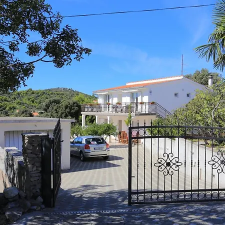 Family-friendly With Swimming Pool Razanj, - 17867 * Rogoznica (Sibenik-Knin)