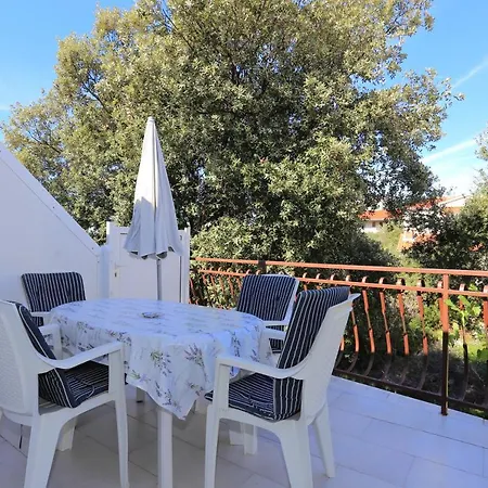 Family-friendly With Swimming Pool Razanj, - 17867 Appartement Rogoznica (Sibenik-Knin)