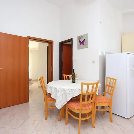 Apartment Family-friendly With Swimming Pool Razanj, - 17867 *
