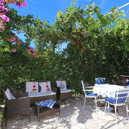 Family-friendly With Swimming Pool Razanj, - 17867 Rogoznica (Sibenik-Knin)