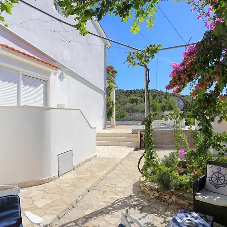 Apartment Family-friendly With Swimming Pool Razanj, - 17867 *