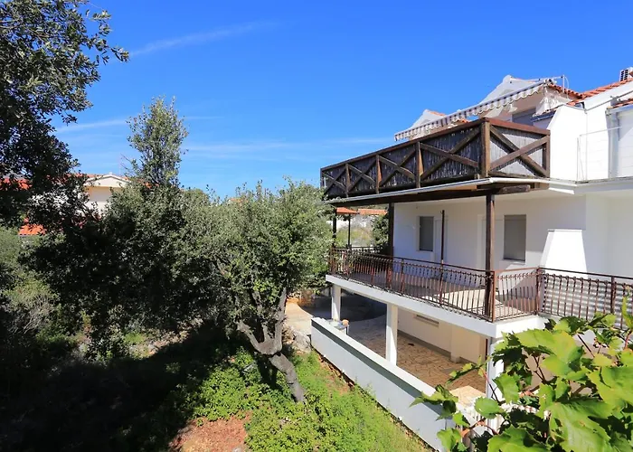 Family-friendly With Swimming Pool Razanj, - 17867 Daire *